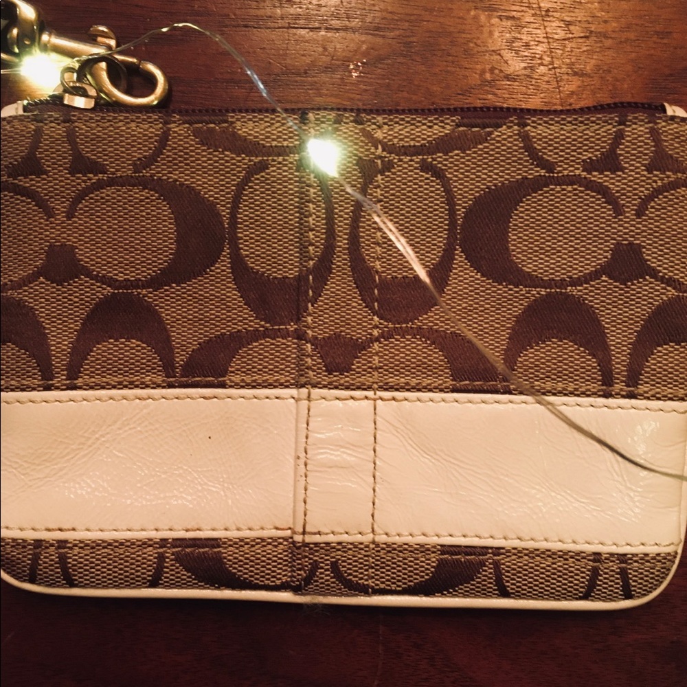 Authentic coach wallet! ๐ - Picture 3 of 6